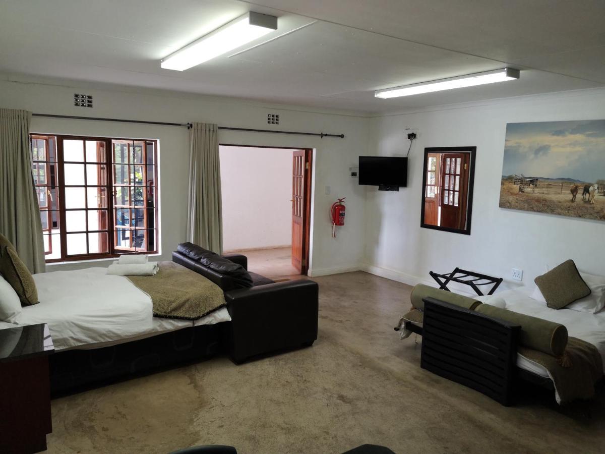 Lifestyle Corner Guesthouse Musina Bagian luar foto