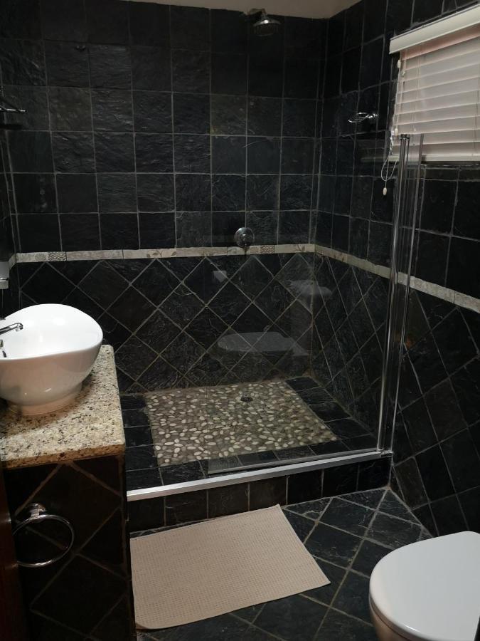 Lifestyle Corner Guesthouse Musina Bagian luar foto