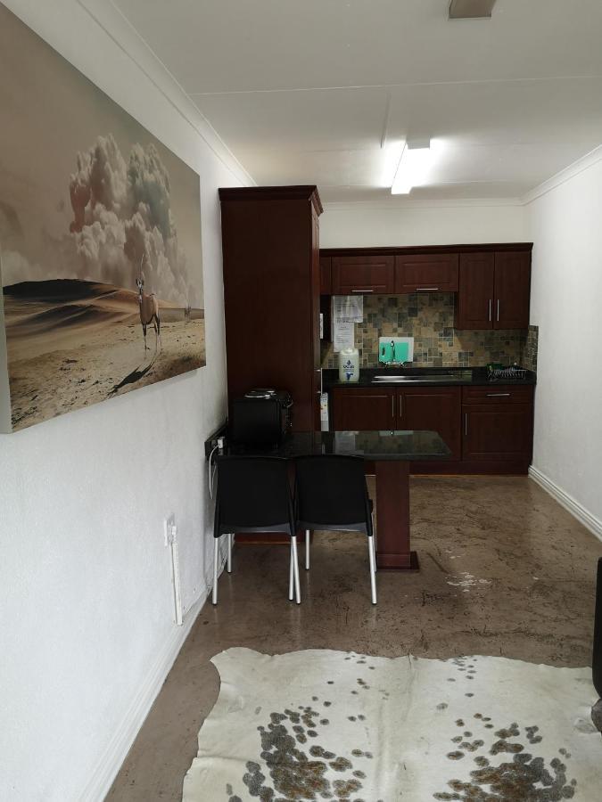 Lifestyle Corner Guesthouse Musina Bagian luar foto