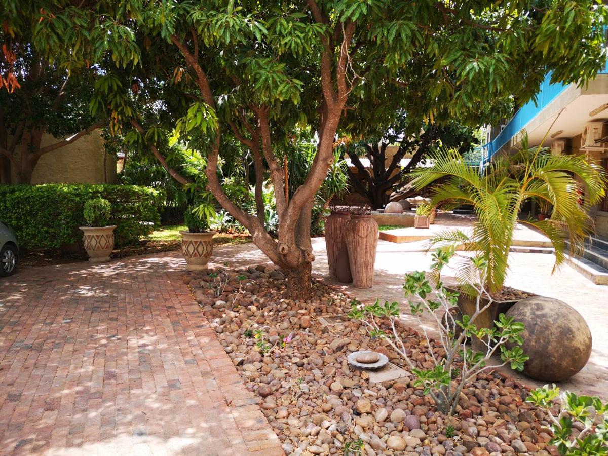 Lifestyle Corner Guesthouse Musina Bagian luar foto