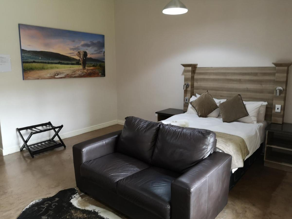 Lifestyle Corner Guesthouse Musina Bagian luar foto